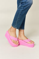 Sandalias de cuña con plataforma y puntera abierta WILD DIVA