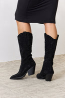 Botas vaqueras hasta la rodilla con diamantes de imitación de Forever Link