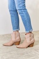 Botines estilo cowgirl con diamantes de imitación de East Lion Corp