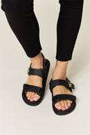 Sandalias destalonadas con doble tira y velcro WILD DIVA