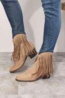 Legend - Botines estilo vaquero con flecos para mujer