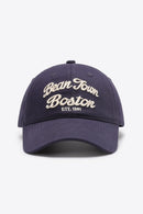 Gorra de béisbol ajustable con gráfico bordado
