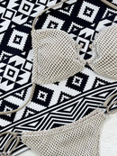 Conjunto de bikini de rejilla con cuello halter