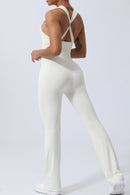 Combinaison sans manches à larges bretelles entrecroisées