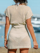 Cover-Up de manga corta con cuello en V calado