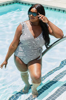 Marina West Swim - Maillot une-pièce flottant à volants en faux cache-cœur en noir