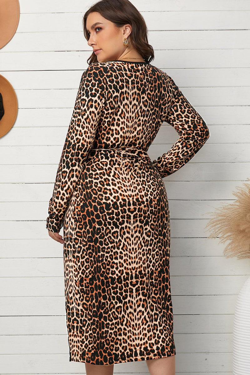 Vestido cruzado de sobrepelliz con cinturón de leopardo de talla grande