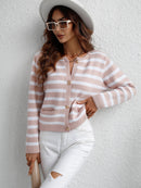 Cardigan tissé boutonné sur le devant à rayures droites